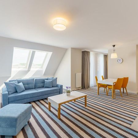 Bel Mare Miedzyzdroje Apartment With Balcony By Noclegi Renters Bagian luar foto