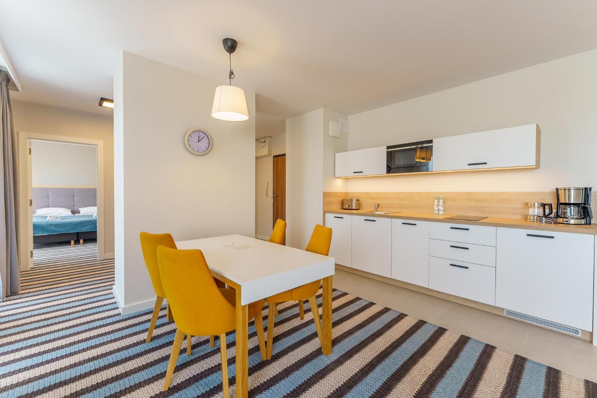Bel Mare Miedzyzdroje Apartment With Balcony By Noclegi Renters Bagian luar foto